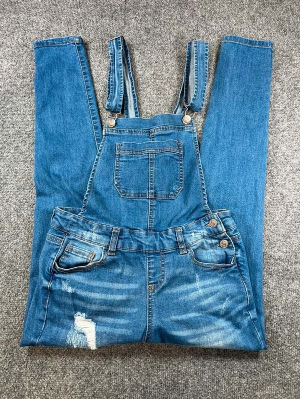 Distressed Forever 21 denim overalls size small D38
